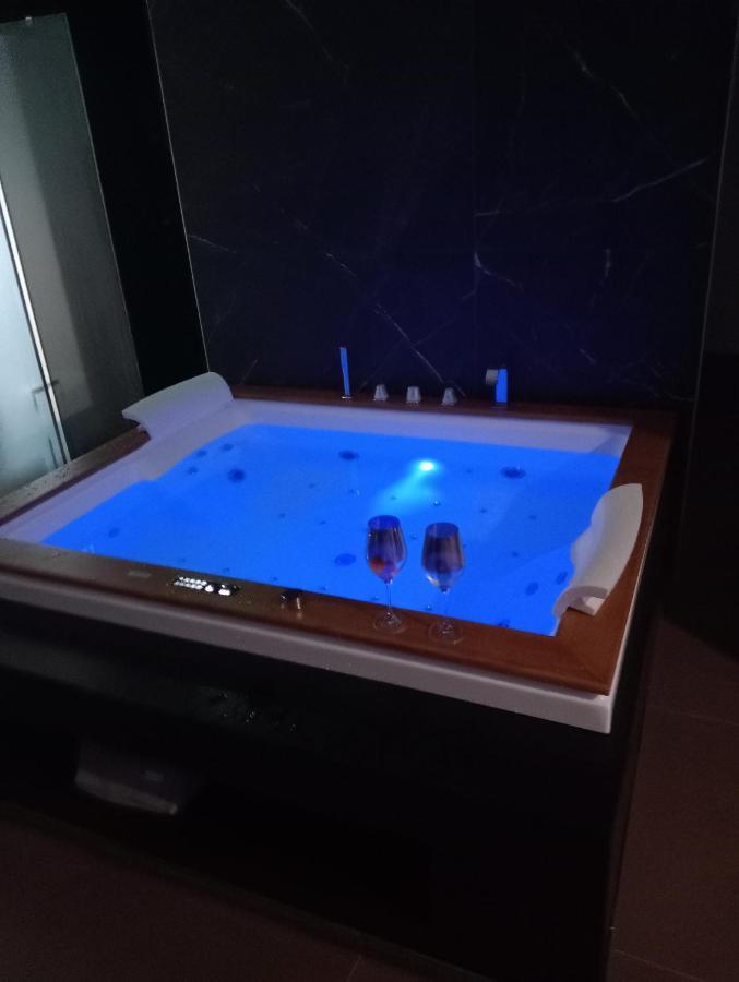Suite Luxurya 巴里 外观 照片
